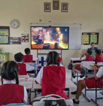 Terapkan Pembelajaran Interaktif, Baru 110 Sekolah Terpasang Perangkat IFP