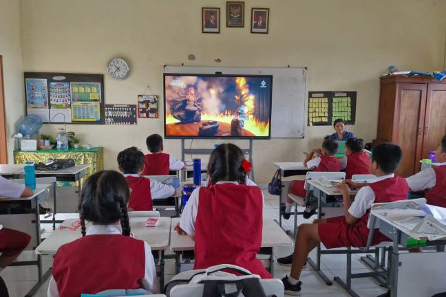 Terapkan Pembelajaran Interaktif, Baru 110 Sekolah Terpasang Perangkat IFP 1