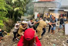 Terpeleset Saat Buang Sampah, Warga Blungbang Jatuh ke Jurang