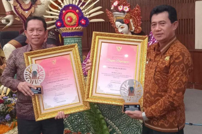 Torehkan Prestasi Gemilang, Kabupaten Jembrana Raih Penghargaan Paritrana Award 2025 1