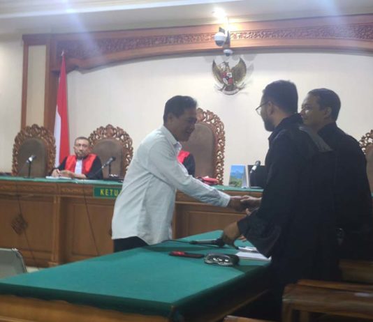 Vonis Kepala DPMPTSP Buleleng Turun, Jaksa Pikir-Pikir