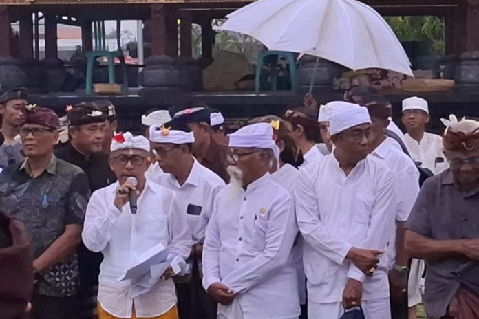 Warga Ungasan Desak Pembongkaran Pagar Di Giri Dharma, Ancam Duduki Pintu Masuk GWK 1