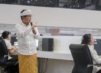 Wujud Komitmen Reformasi Birokrasi Digital di Badung, Adi Arnawa Tinjau Layanan “Kontak Bupati” dan Pengembangan CCTV Analitik