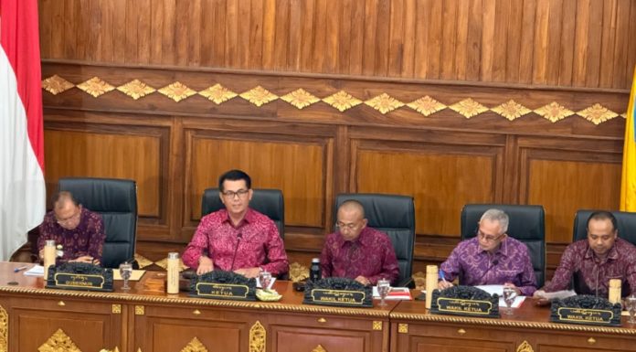 APBD Bali 2026 Disahkan, Defisit Capai Rp834 M