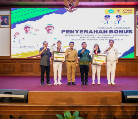 Bupati Adi Arnawa Realisasikan Bonus Atlet dan Pelatih Porprov Bali 2025