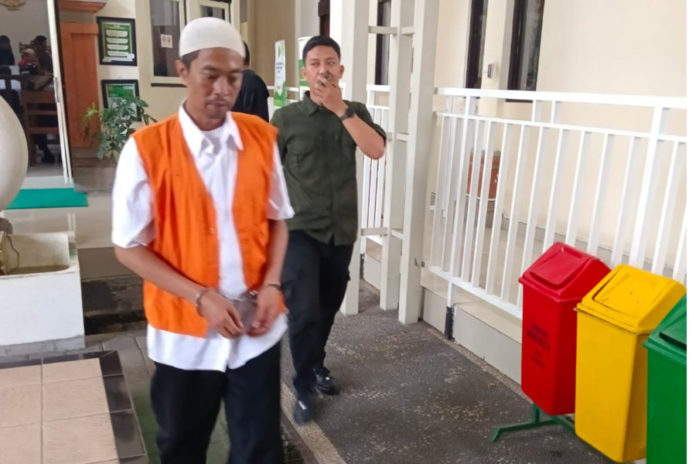 Camat Dan Kapolsek Ubud Kunjungi Korban Tanah Longsor Di Banjar Pengosekan Kaja 1