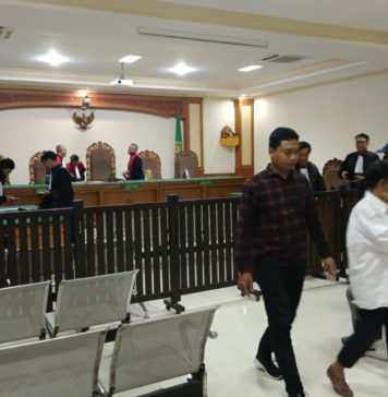 Didakwa Korupsi Rp 20 Miliar, Pengurus LPD Ajukan Eksepsi