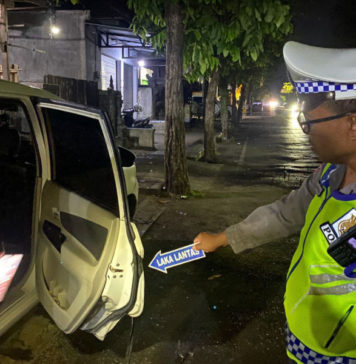 Ditabrak Bus, Pemotor Asal Pohsanten Tewas