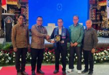 Future Leaders Camp Regional V, Mendiktisaintek Ajak Gen-Z Calon Pemimpin Bangsa untuk Berpikir Global