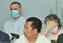 Gunakan Kursi Roda dan Dibopong Petugas, Lindsay June Sandiford Diserahkan ke Pemerintah Inggris