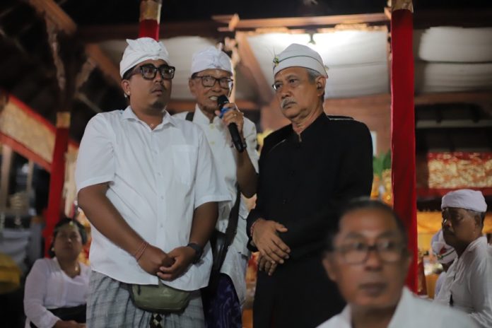 Gunakan Lekesan, Pura Desa Buleleng Pilih Jro Mangku 1