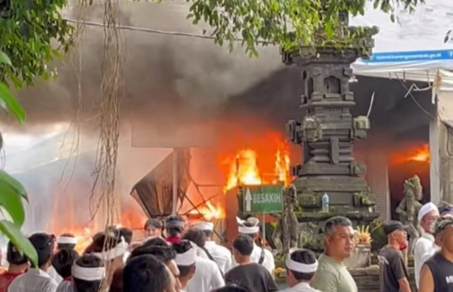 Hari Suci Galungan, Kios Pasar Menanga Kembali Terbakar