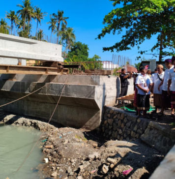 Jadi Akses Pariwisata Baru, Jembatan Tukad Asangan Mulai Diperbaiki