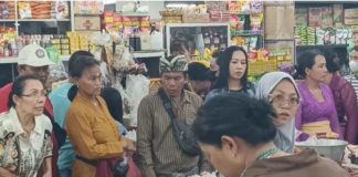 Jelang Galungan, Harga Daging Ayam di Jembrana Merangkak