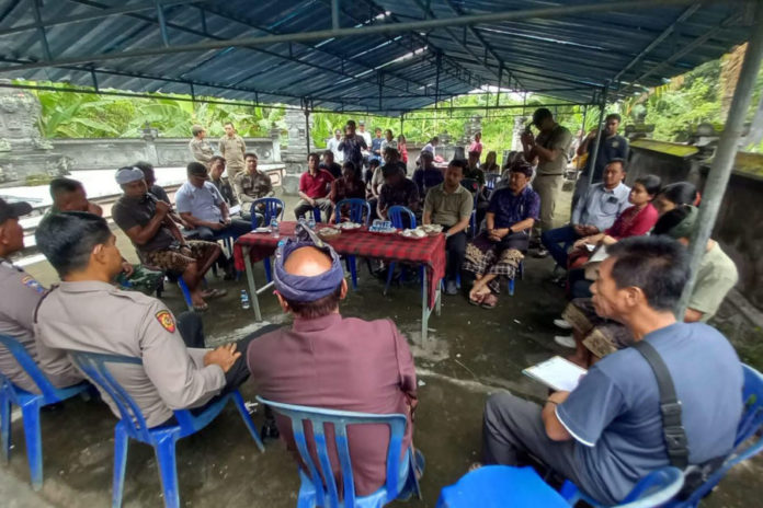 Keberadaan Kandang Ayam Di Manistutu Menuai Protes, Warga Keluhkan Bau Dan Banyak Lalat 1