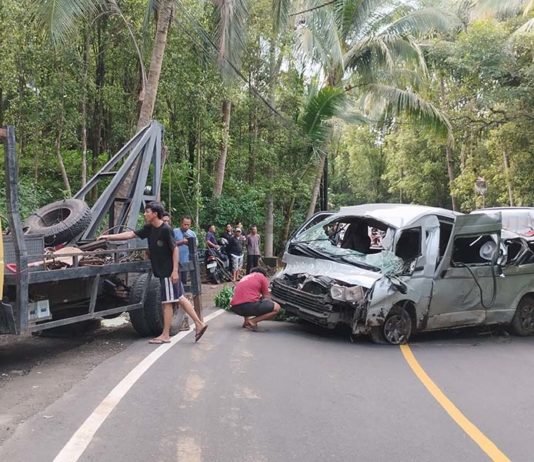 Polda Bali Selidiki Penyebab Lakalantas di Padangbulia Tewaskan 5 WN China
