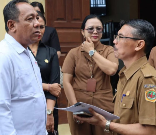 Ongkos Jarit Seragam Rp330.000 Per Siswa, Kekurangan Dibebankan Ke Ortu, Kelebihian Wajib Dikembalikan