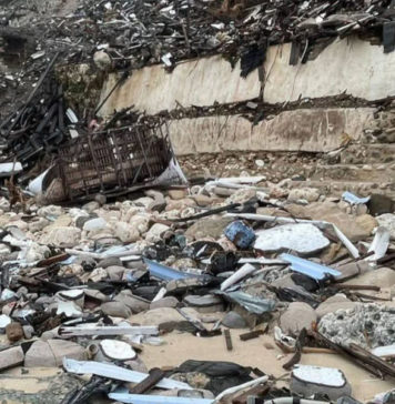 Pascapembongkaran, Pantai Bingin Kotor dan Tak Tertata