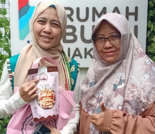 Pemberdayaan BRI Dorong Usaha Kue Kering “Bakulis” Naik Kelas, Sumber Penggerak Ekonomi Warga Sekitar