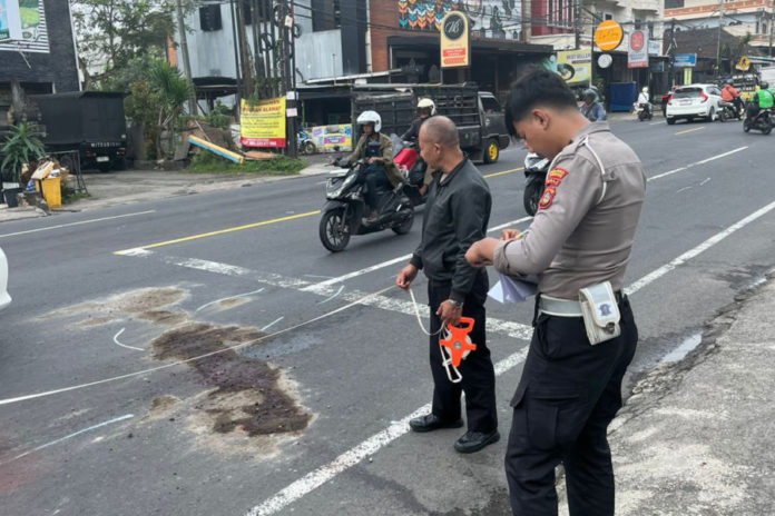 Pengendara Motor Tewas Terlindas Truk Di Abiantuwung 1