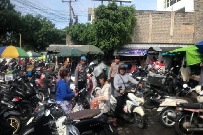 Pengunjung Pasar Melonjak Jelang Galungan, Polisi Antisipasi Pencopetan 1