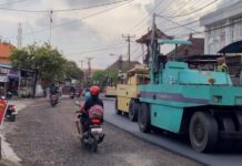 Perbaikan Jalan dengan Numpuk Aspal, Berdampak Rusak Lingkungan dan Dasar Jalan Bisa Amblas