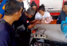 Tak Hanya Padamkan Api, Damkar Buleleng Kini Sibuk Potong Cincin Warga