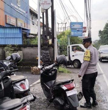 Terobos Lampu Merah, Bus Tabrak Pengendara Motor