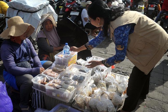 Uji Sample Di Pasar Kereneng, BBPOM Temukan 6 Produk Mengandung Zat Berbahaya 1