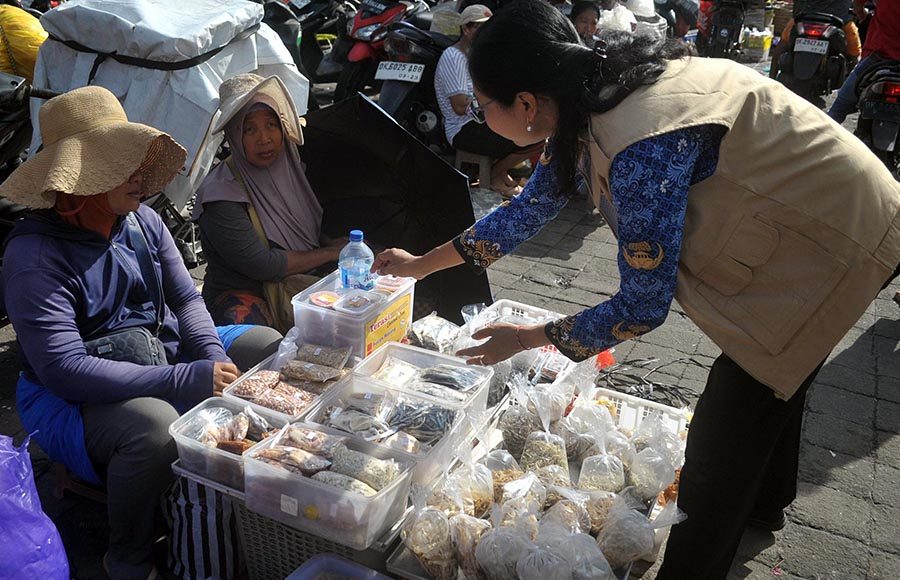 Uji Sample di Pasar Kereneng, BBPOM Temukan 6 Produk Mengandung Bahan Berbahaya