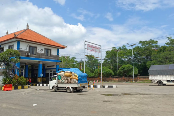 Arus Nataru, Operasional, Penimbangan, Kendaraan Barang, Cekik Berhenti 1