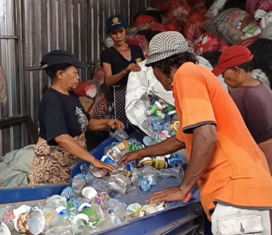 Bank Sampah Sedap Malam Kediri Sulap Sampah Anorganik Jadi Komoditas Ekspor