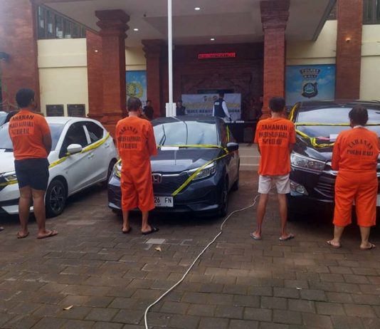 Beraksi di Bandara Ngurah Rai, Sindikat Penggelapan Mobil Sewaan Senilai Rp750 Juta Dibekuk
