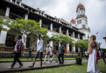 Bukan Bali, Kemenpar Sebut Pulau Ini Kembali Jadi Destinasi Favorit Wisatawan Libur Nataru