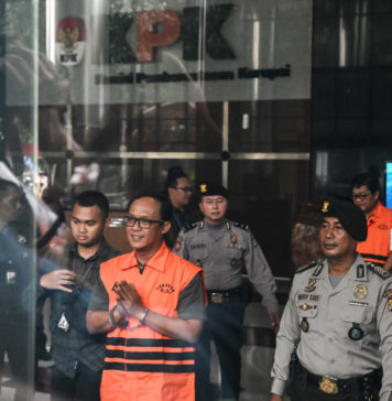 Bupati Lampung Tengah Diduga Terima Suap Rp5,75 Miliar