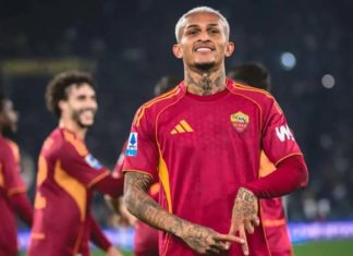 Gol Wesley Franca Antar AS Roma Bungkam Como