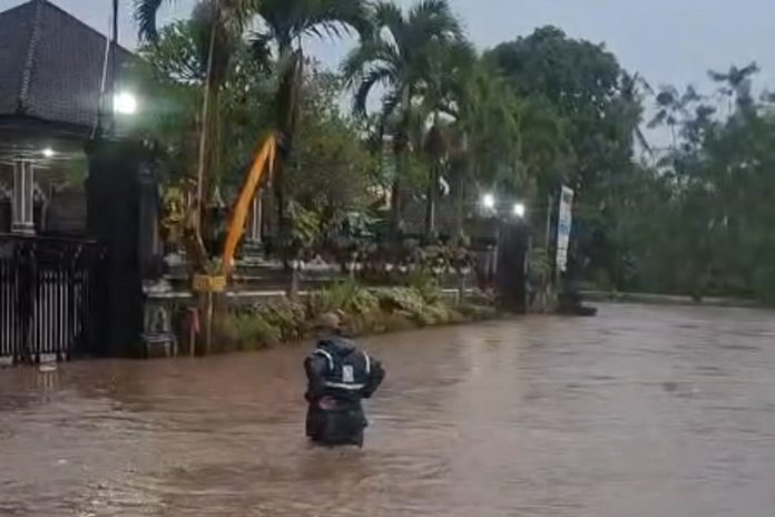 Hujan Deras Kembali Mengguyur, Sejumlah Lokasi Di Jembrana Kebanjiran 1
