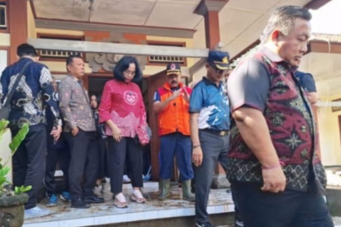Lahan SMPN 3 Bebandem Terus Tergerus, Galian C Di Bukit Paon Diminta Segera Dihentikan 1