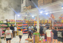 Larangan Pesta Kembang Api, Pelaku Usaha Sebut Penjualan Tak Terpengaruh Signifikan