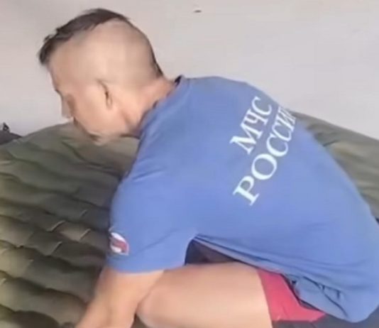 Diduga Turis Backpacker, Dua WNA Ditemukan Tidur di Jaba Pura Segara Penida