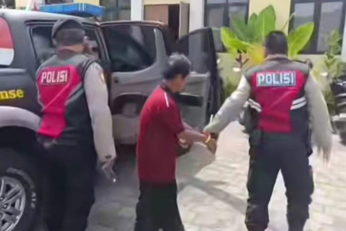 Meresahkan, Polsek Ubud Amankan Pria Diduga Depresi Di Desa Mas 1