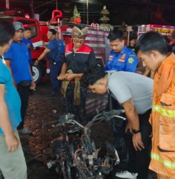 Motor Matik Terbakar di Tegalcangkring