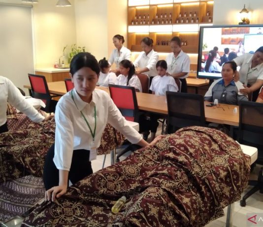 Hingga Awal April, PMI asal Badung di Timur Tengah Dipastikan Aman