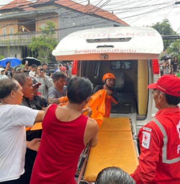 Perempuan WNA Terseret Banjir di Tibubeneng, Ditemukan Meninggal di Jembatan