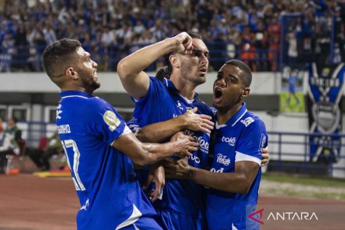 Persib Akhiri 2025 Di Posisi Puncak Klasemen BRI Super League 1