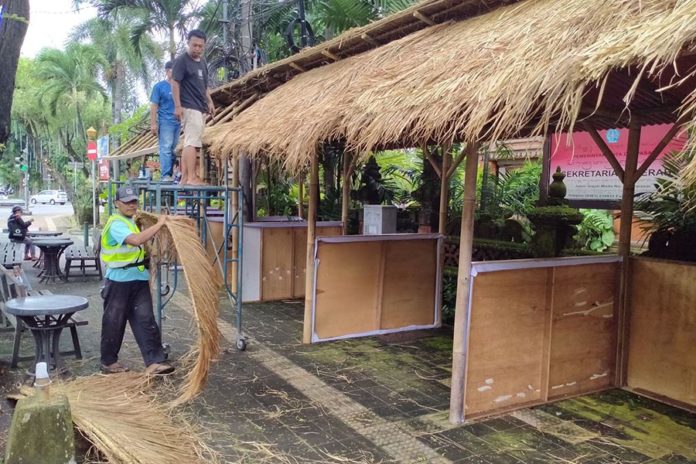 Stand Tenant Mulai Dipersiapkan Di Area Catur Muka, 172 UMKM Berpartisipasi Di Denfest 2025 1