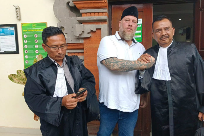 Tak Terbukti Terlibat Kasus Ekstasi, Warga Jerman Dibebaskan Hakim 1