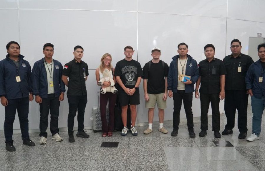 Usai Ditipiring, Artis Film Dewasa Asal Inggris Dideportasi