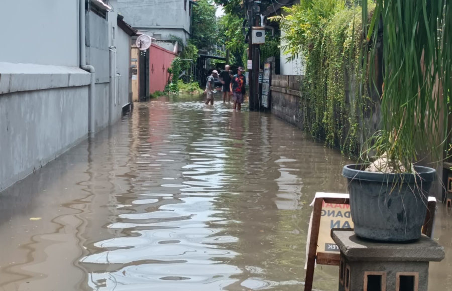 Banjir Kembali Terjadi di Denpasar, 16 Titik Terendam