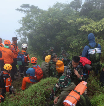 Basarnas: 6 Korban Pesawat ATR Dievakuasi